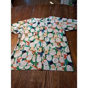 Medium Cottonality Christmas Holiday Winter Short Sleeve VNeck Scrub Top